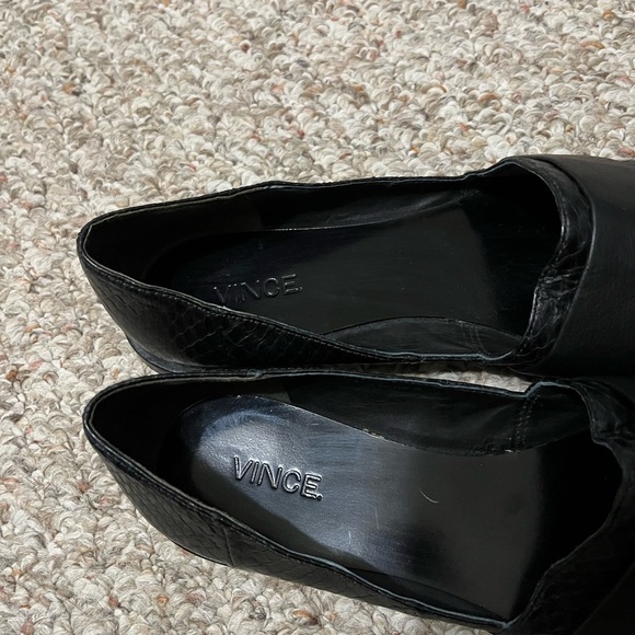 Vince Mason Snakeskin Embossed Leather Slip On Loafers - Picture 2 of 7